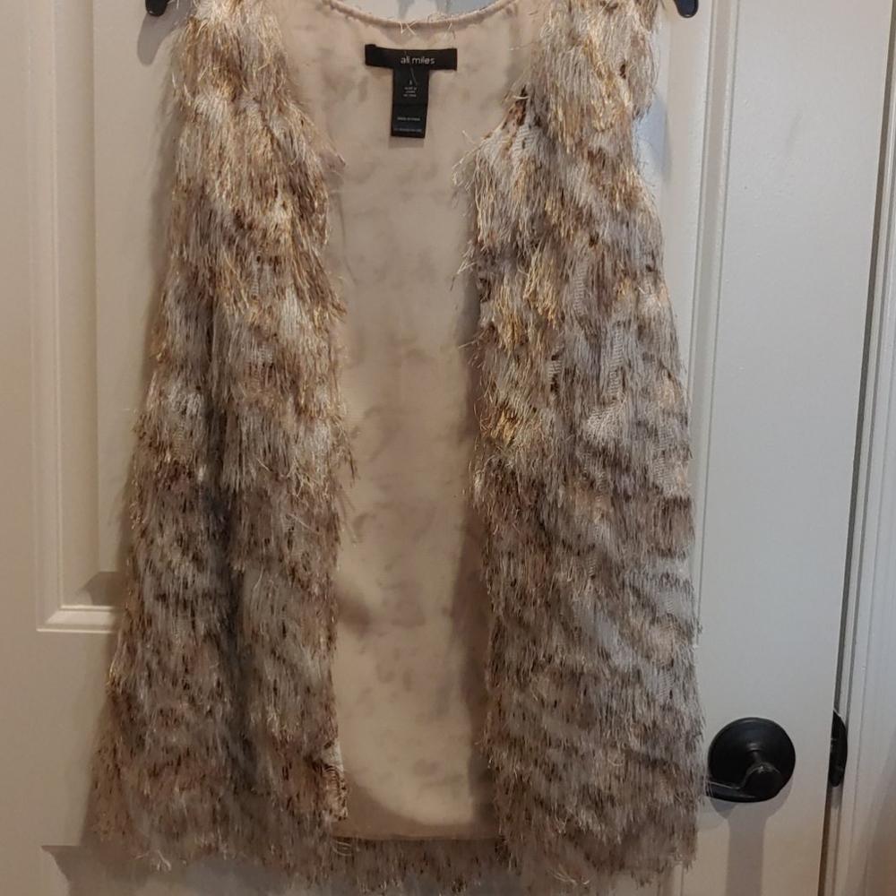 Leopard vest with fur accent
